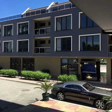 Ξενοδοχείο Tm Deluxe 3*
