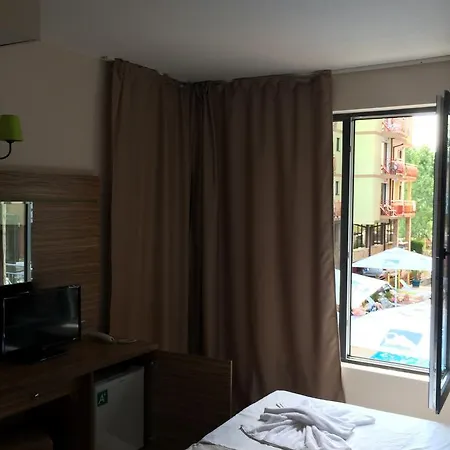 Tm Deluxe Hotel