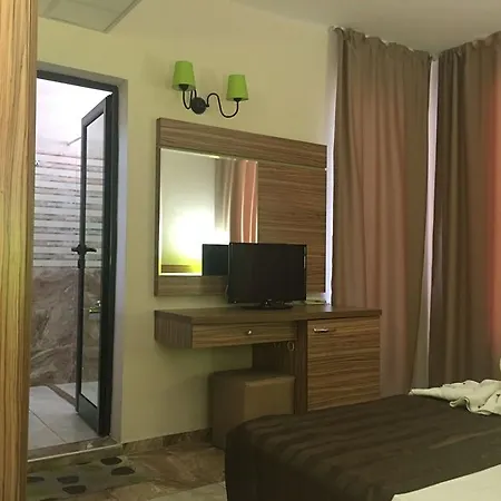 Tm Deluxe Hotel Sluneční pobřeží